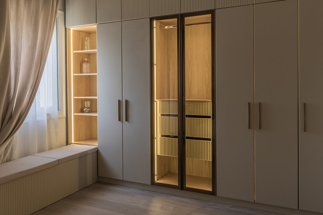 Modern Wood & Glass Wardrobe with Lights in Off White