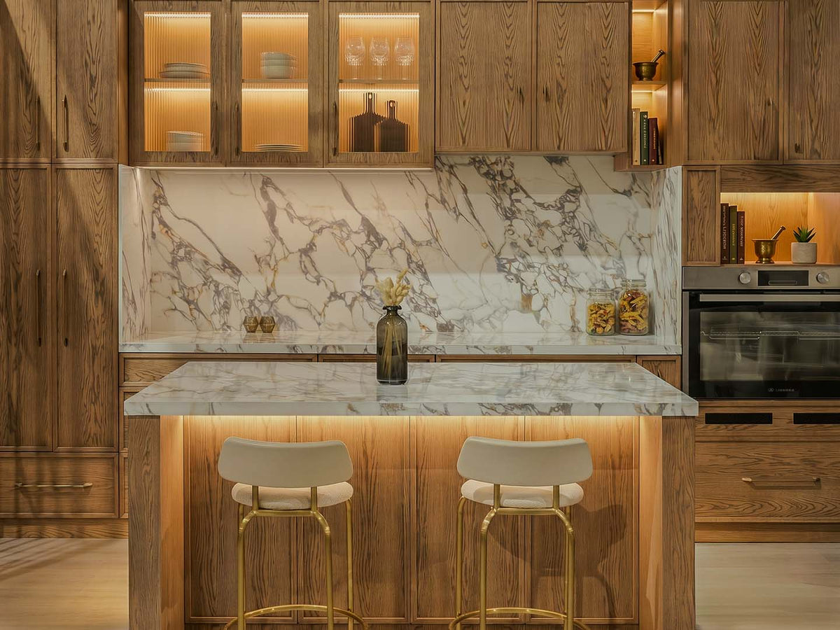 Wood & Marble American Kitchen