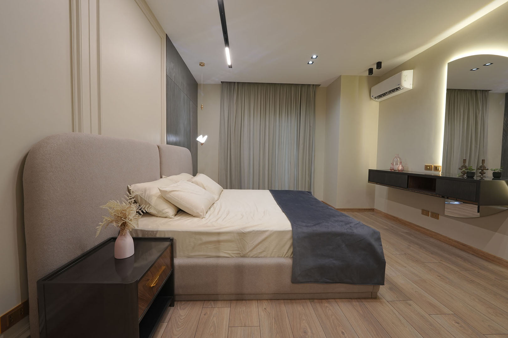 Modern Bed in Gray