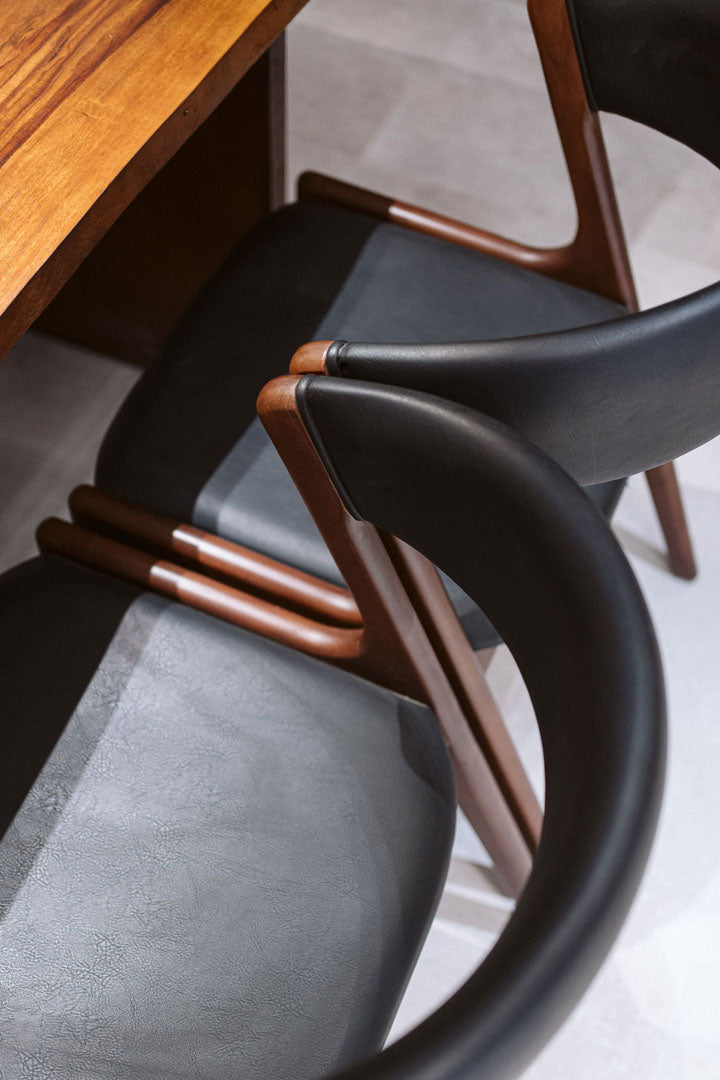 Wooden Dinning Table